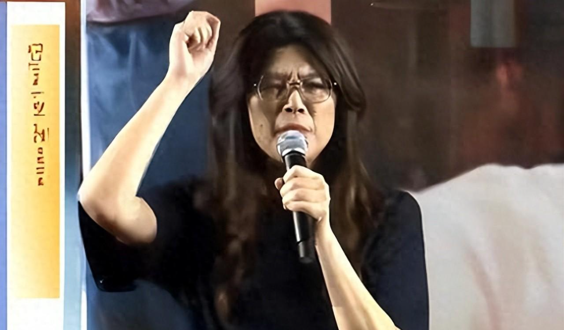 九游官网下载-郑丽文坦言：如国民党无法扭转乾坤，台湾等不到2028“和平选举”